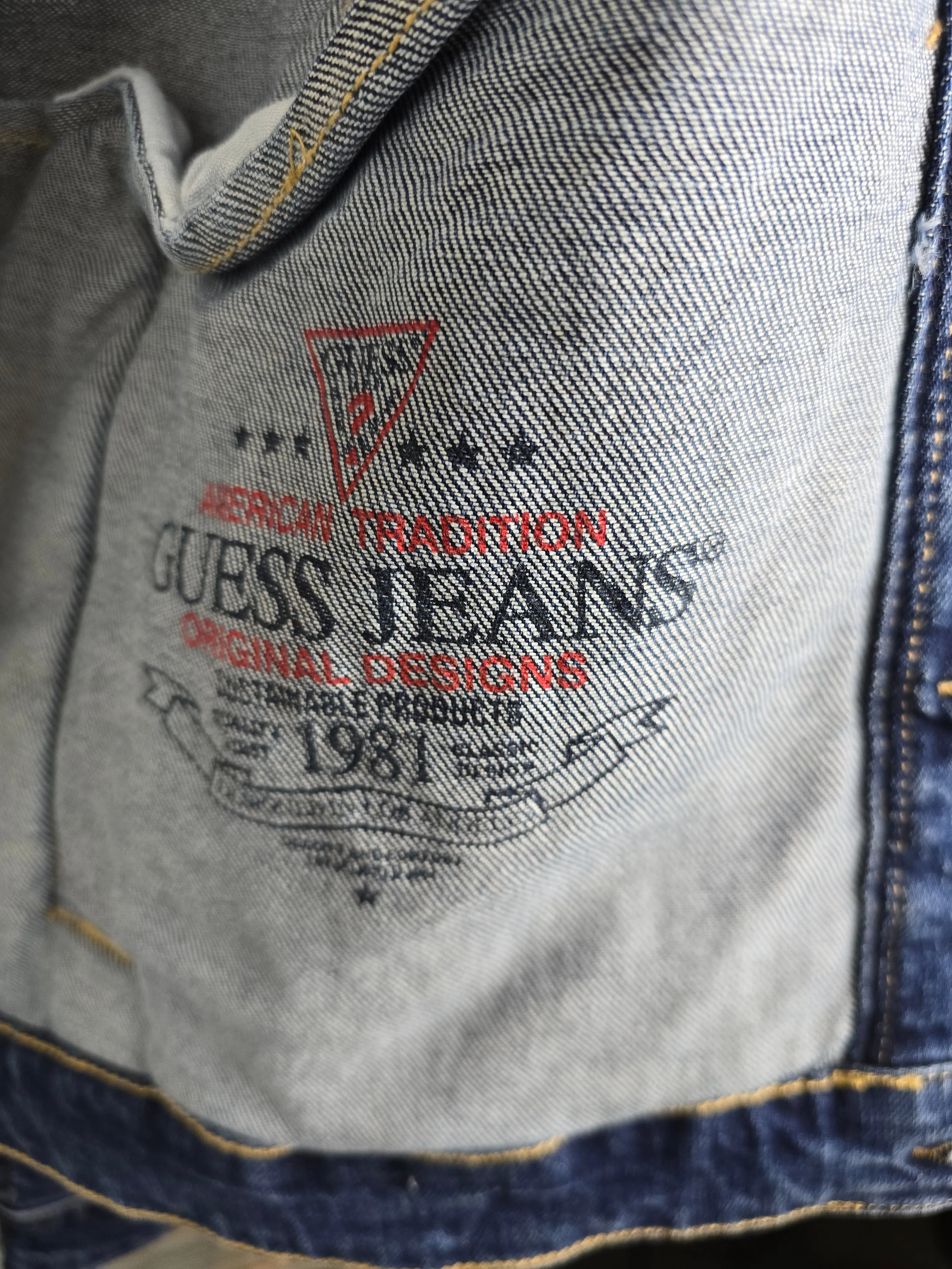 Guess Slim fit Denim Trucker Jacket