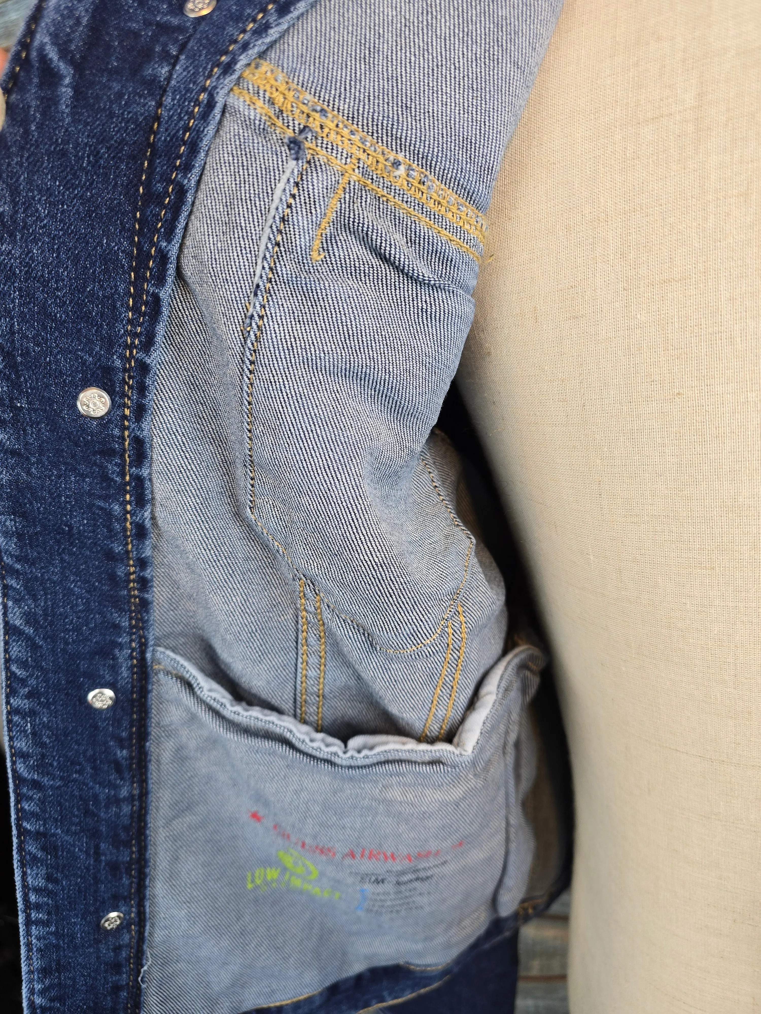 Guess Slim fit Denim Trucker Jacket