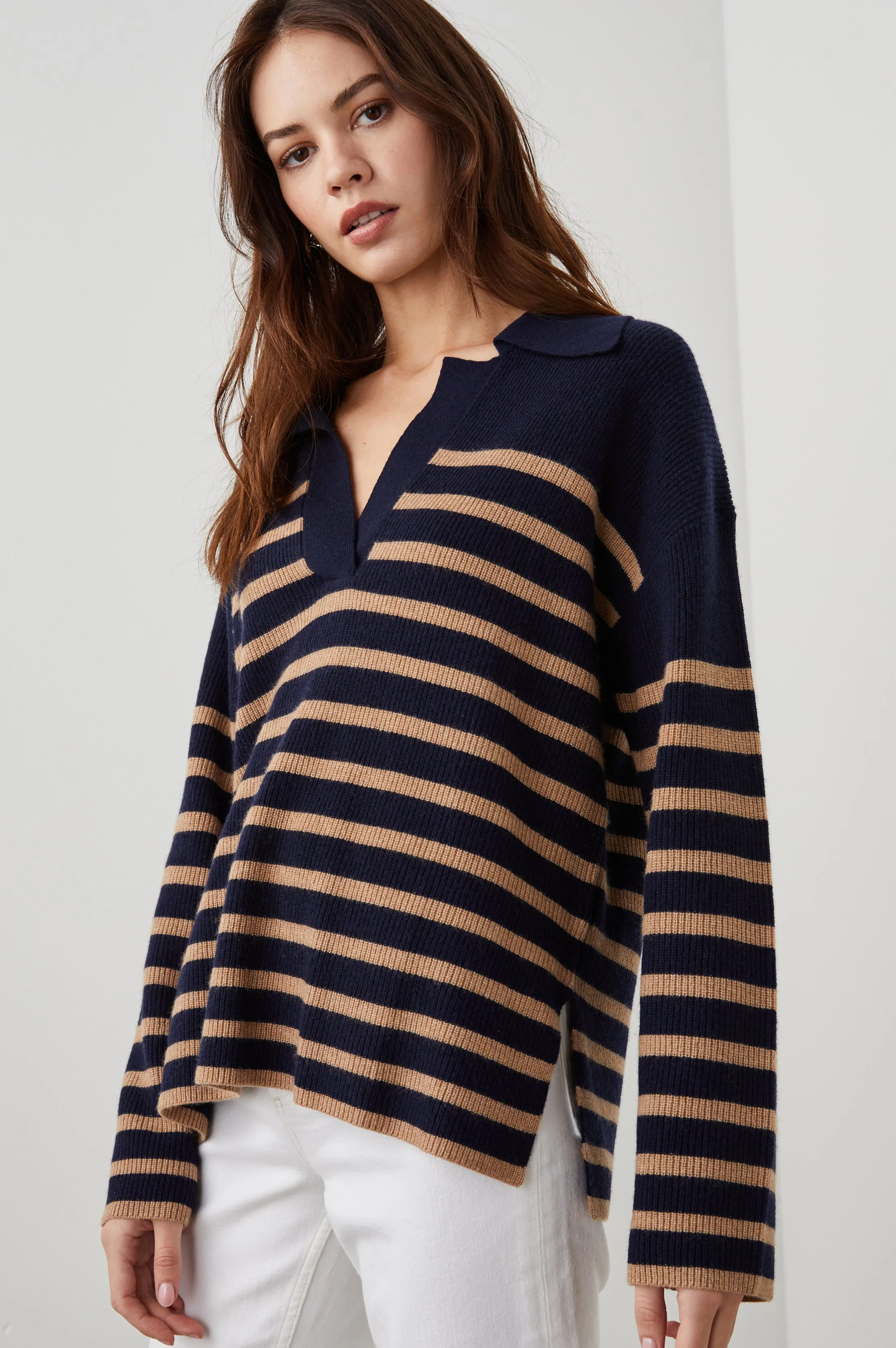 HARRIS SWEATER - CAMEL NAVY STRIPE